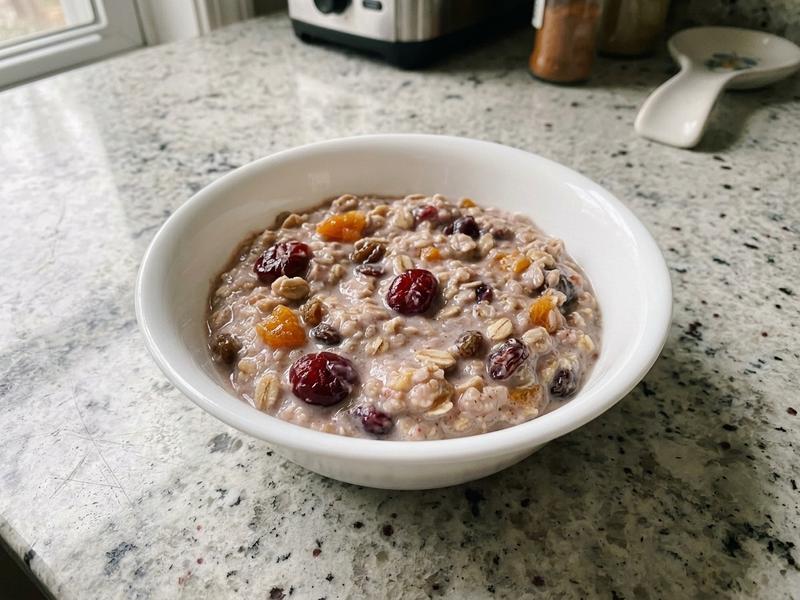 Overnight Cranberry Oatmeal