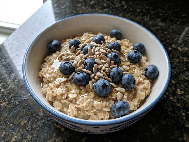 Oatmeal with Blueberries, Sunflower Seeds, and Agave