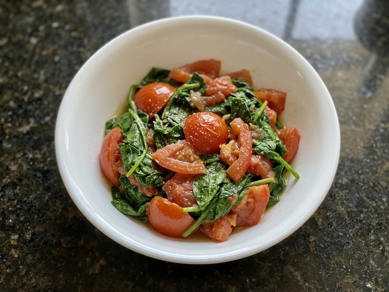 Sautéed Spinach and Tomatoes