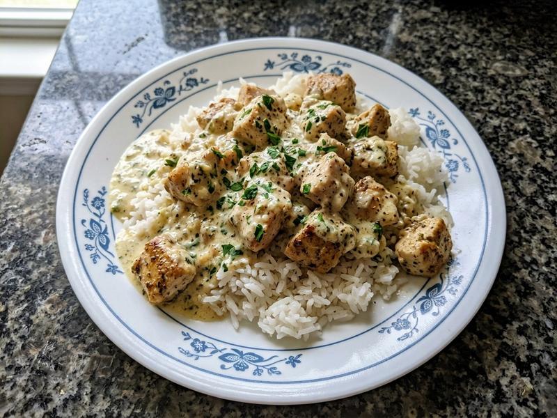 Chicken with Yogurt-Lemon White Sauce