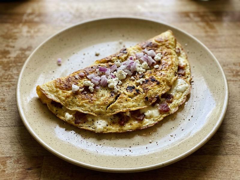 Omelet with Feta and Bacon