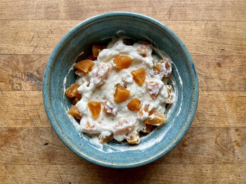 Yogurt & Apricots