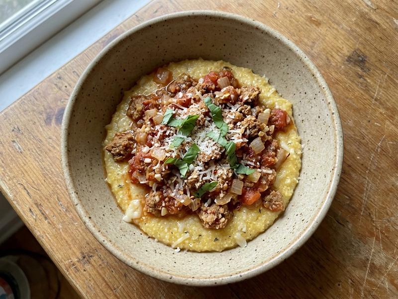 Italian-Style Veggie-Burger with Polenta
