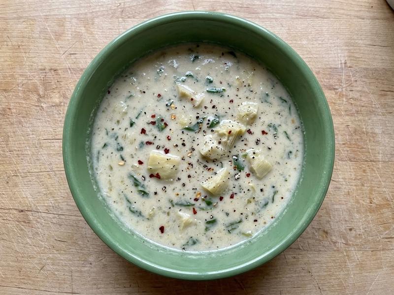 Vegan Creamy Spinach and Artichoke Soup