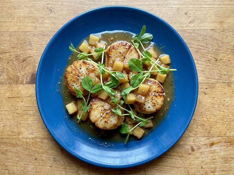 Scallops with Apple Pan Sauce