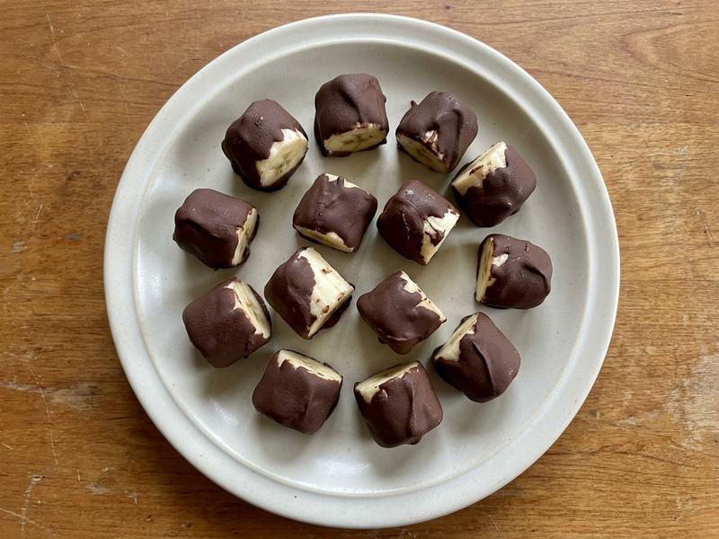 Chocolate Dipped Banana Bites