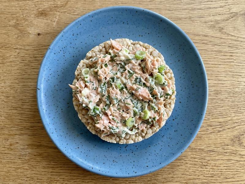 Rice Cake with Salmon & Dill Spread