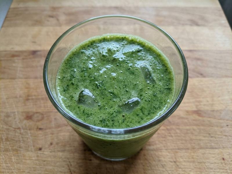 Apple and Greens Smoothie