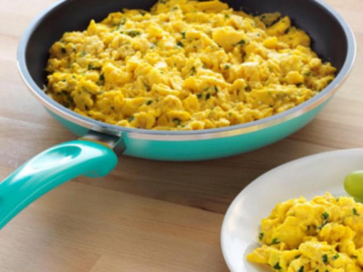 Hummus Eggs Recipe and Nutrition Eat This Much