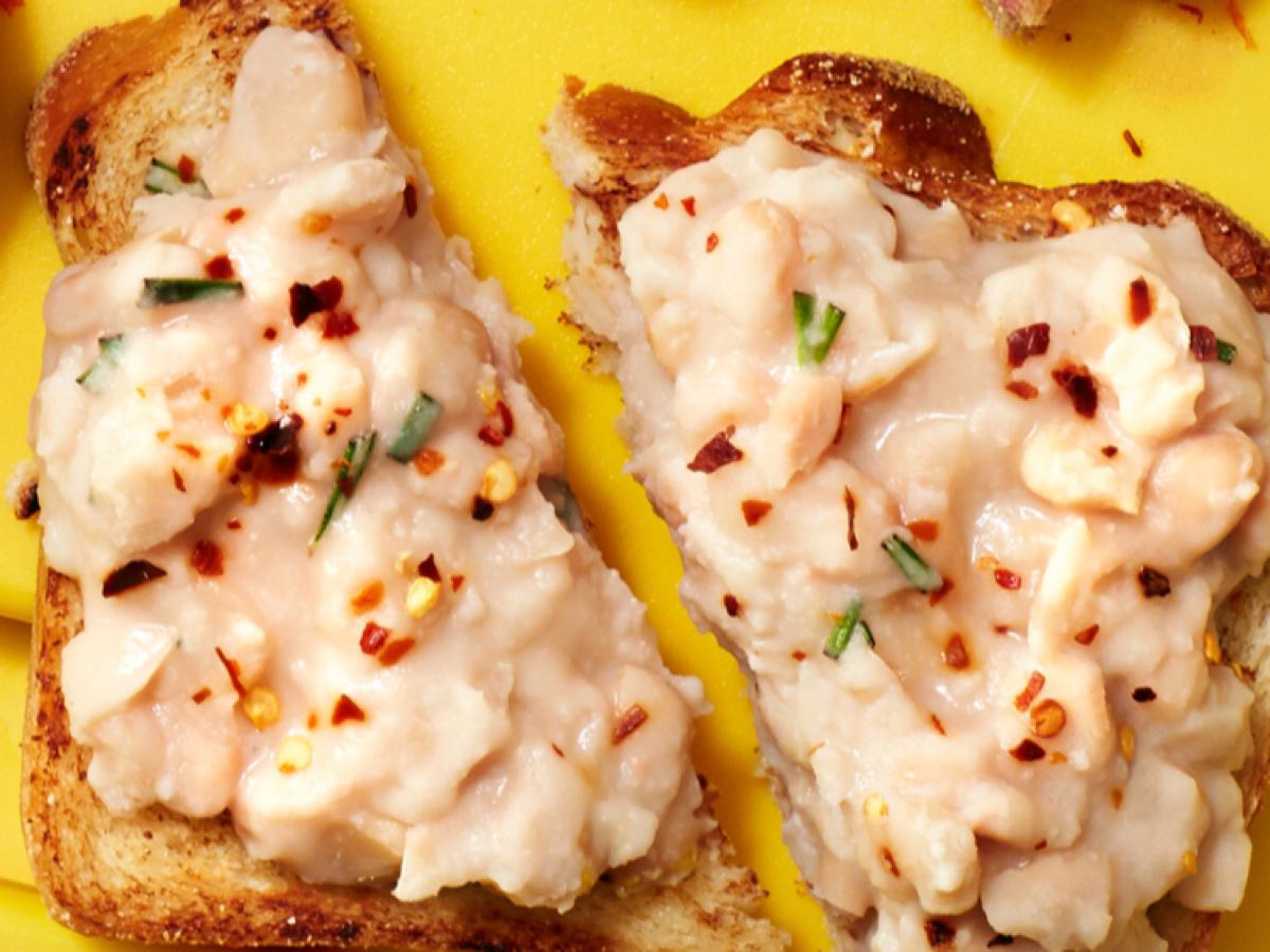 Smashed White Beans on Toast Recipe and Nutrition Eat This Much
