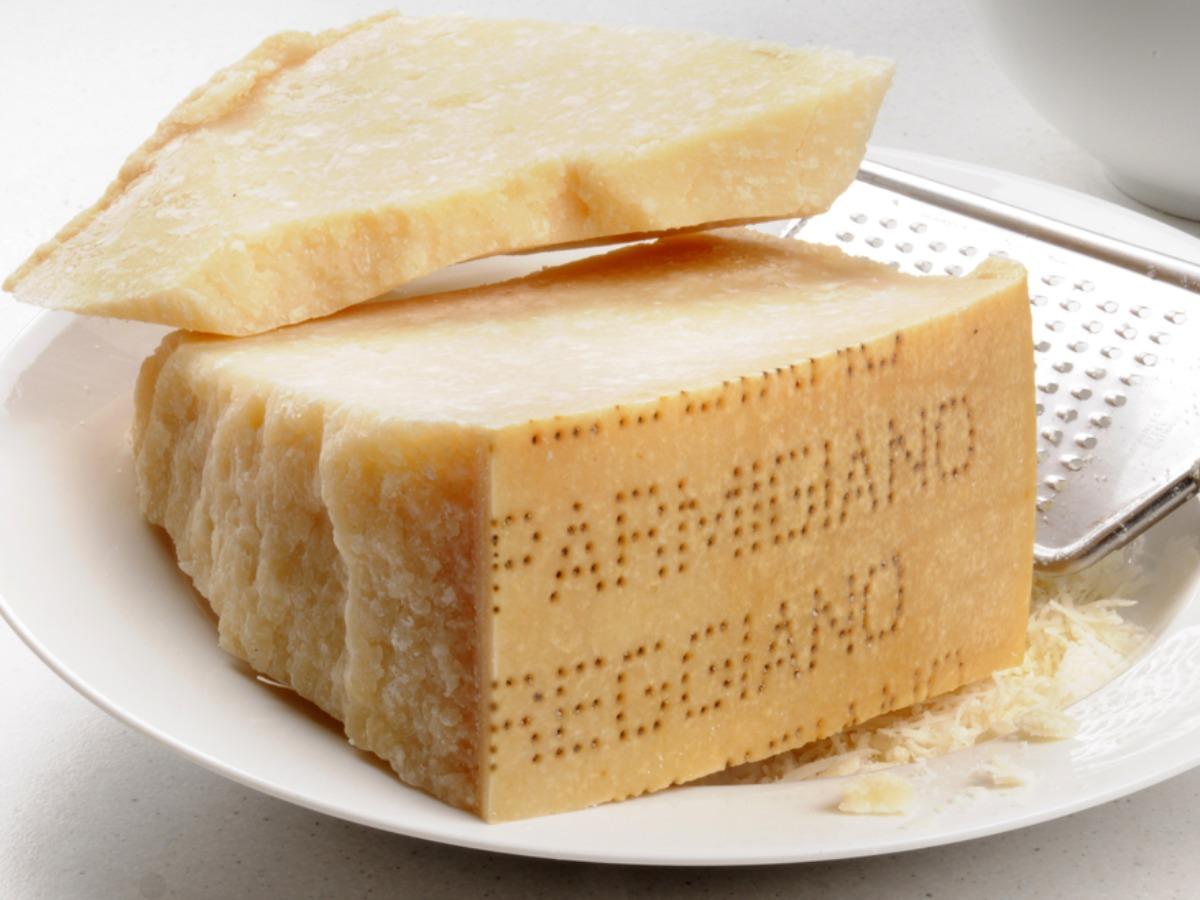 Parmigiano Reggiano Nutrition Facts Eat This Much