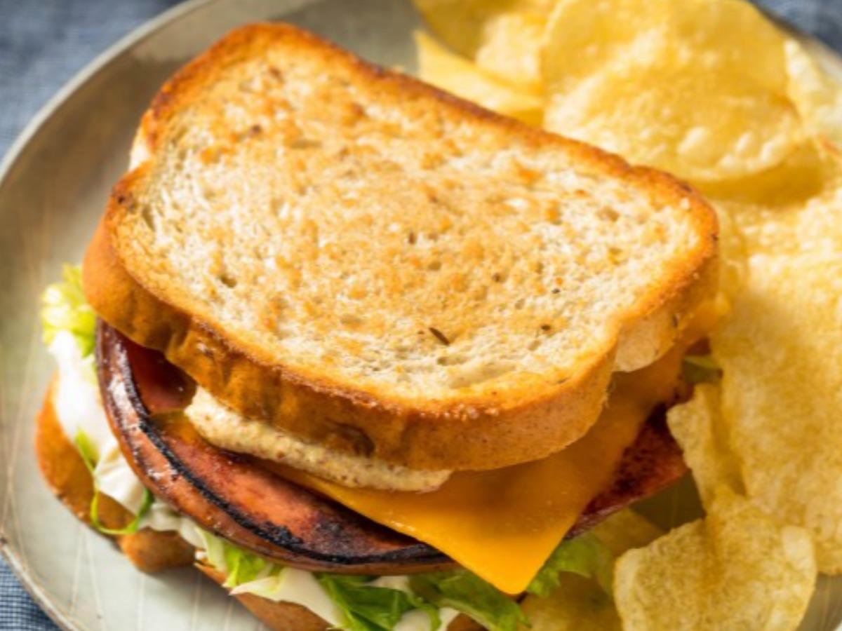Fried Bologna & Cheese Sandwich Nutrition Facts Eat This Much