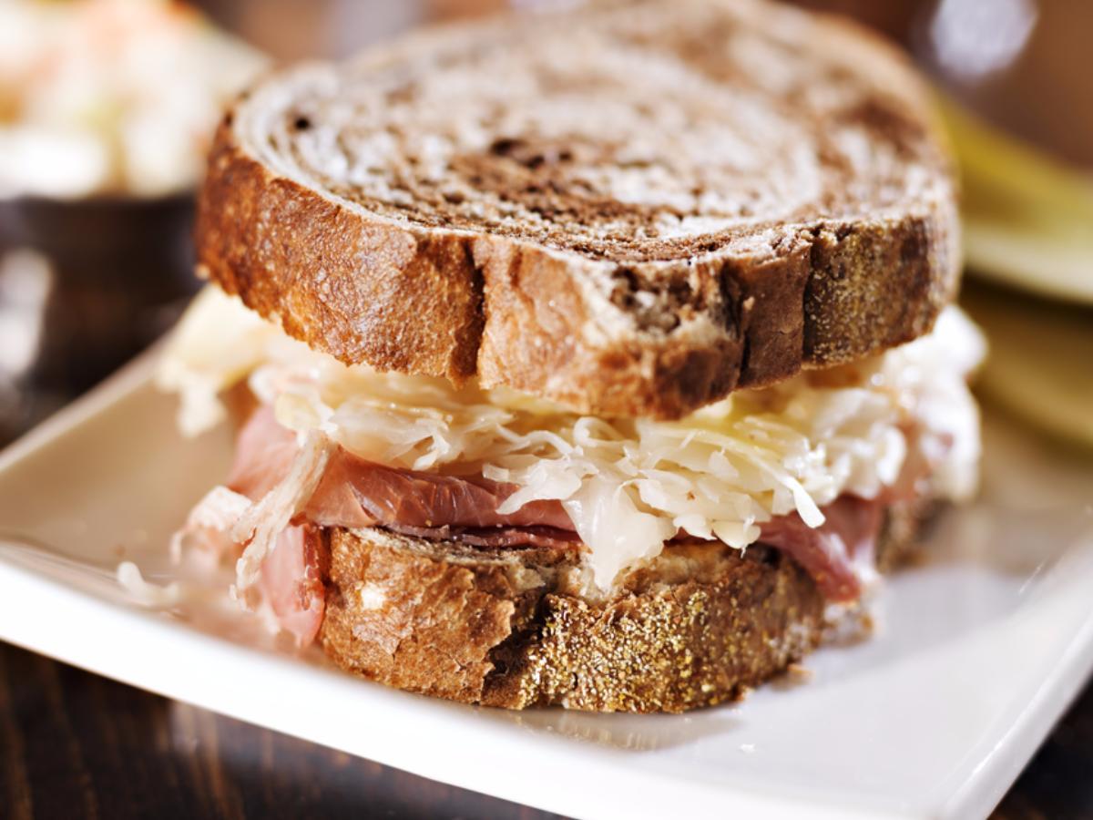 Tempeh Reuben Sandwich Recipe And Nutrition Eat This Much