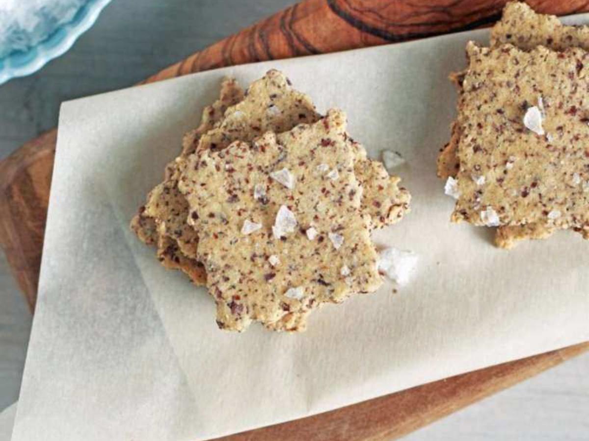 Almond Crisp Crackers Recipe and Nutrition Eat This Much