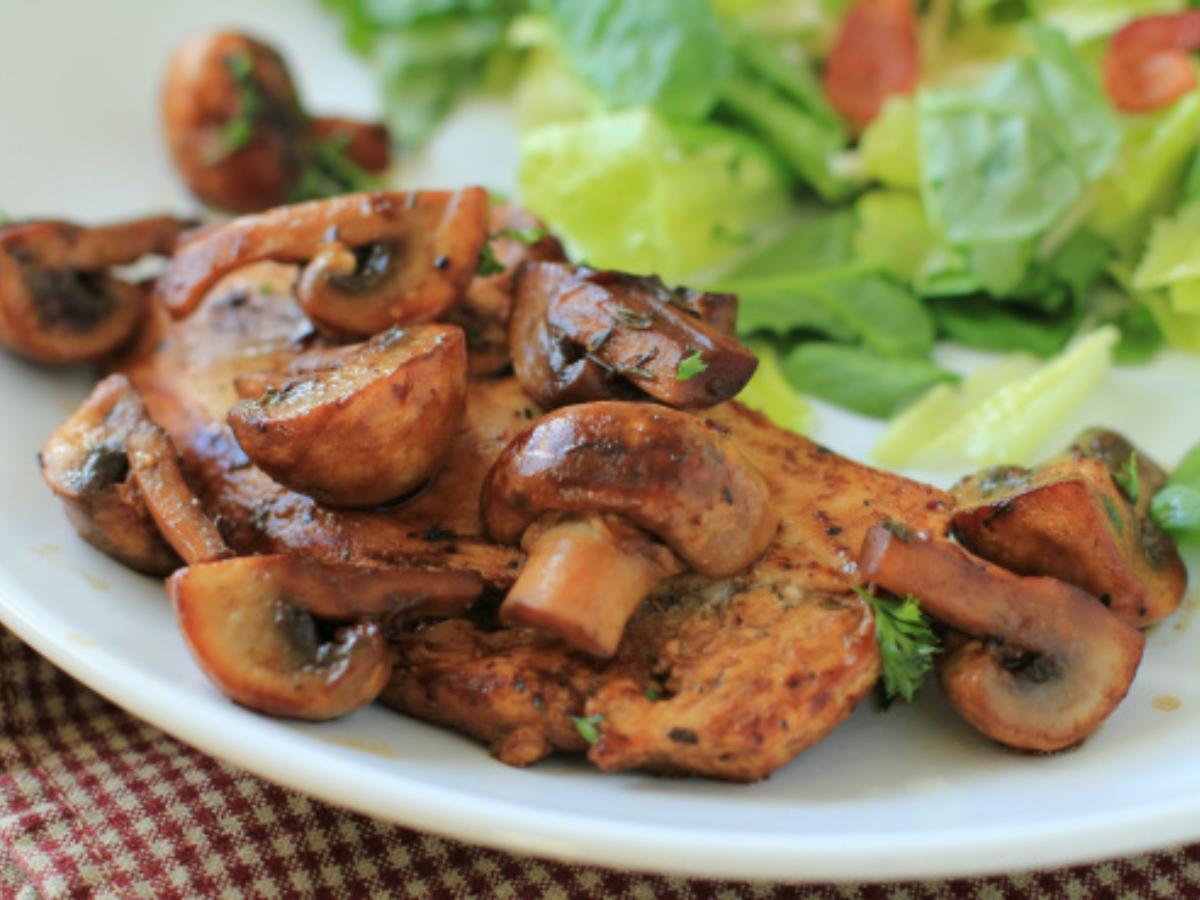 Balsamic Chicken and Mushrooms Recipe and Nutrition Eat This Much