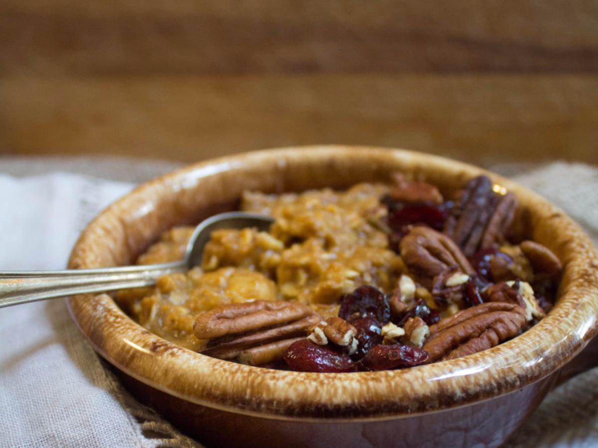 Pumpkin Pie Oatmeal Recipe And Nutrition Eat This Much