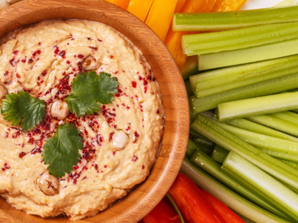 Thai Peanut Hummus & Celery Recipe and Nutrition - Eat This Much