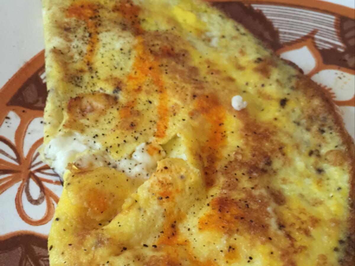Egyptian Feta Cheese Omelet Roll Recipe and Nutrition Eat This Much
