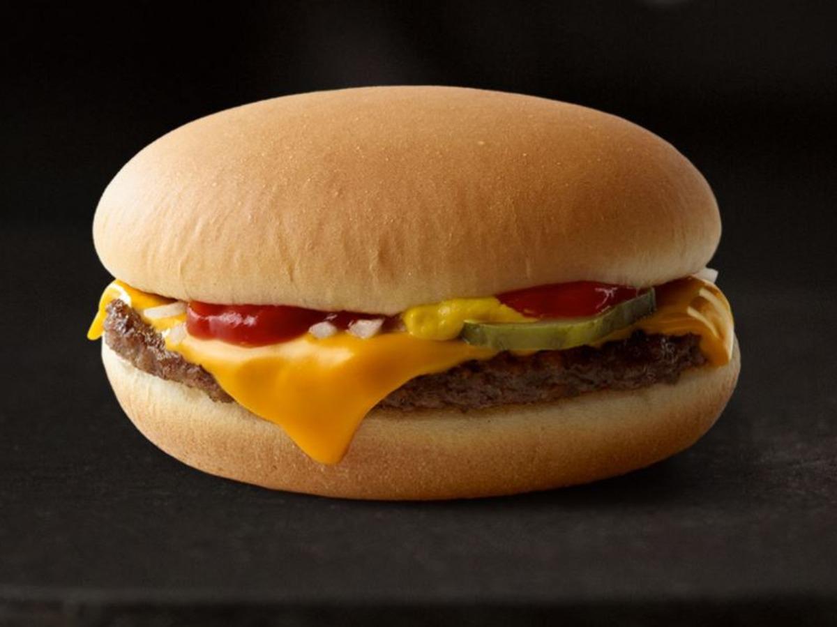 Cheeseburger Nutrition Facts Eat This Much