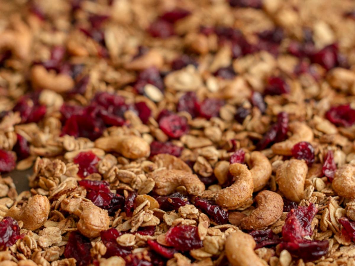 Granola, Cranberry, Cashew, Honey Nutrition Facts Eat This Much
