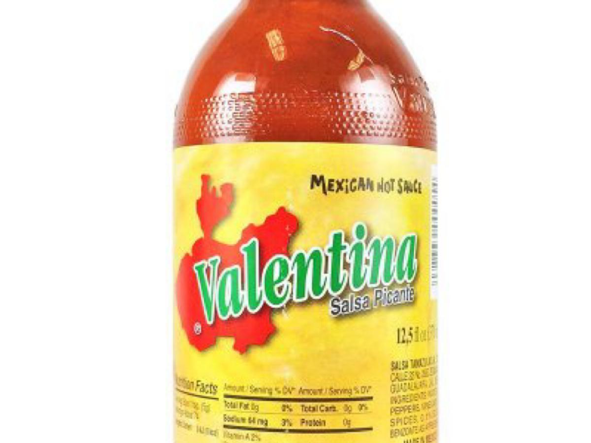 mexican hot sauce nutrition facts eat this much