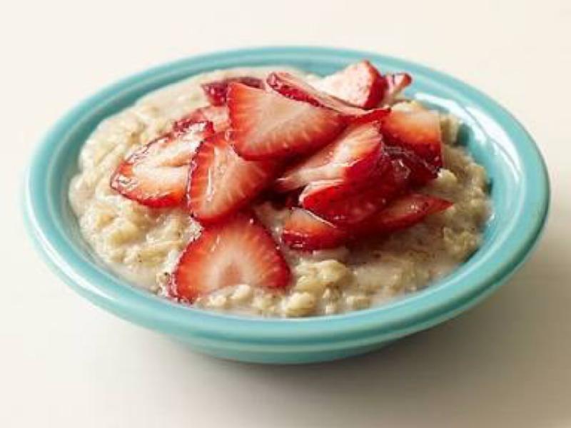Strawberry Oatmeal Recipe and Nutrition Eat This Much