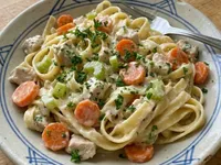 One-Pot Chicken Pot Pie Fettuccine